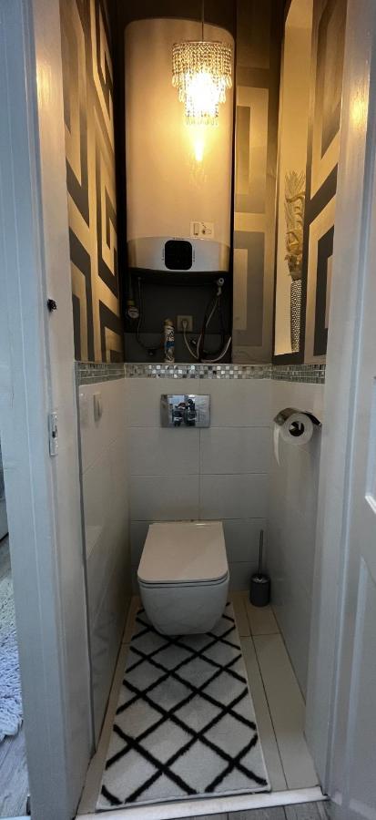 White Luxury Apartment Budapeşte Dış mekan fotoğraf