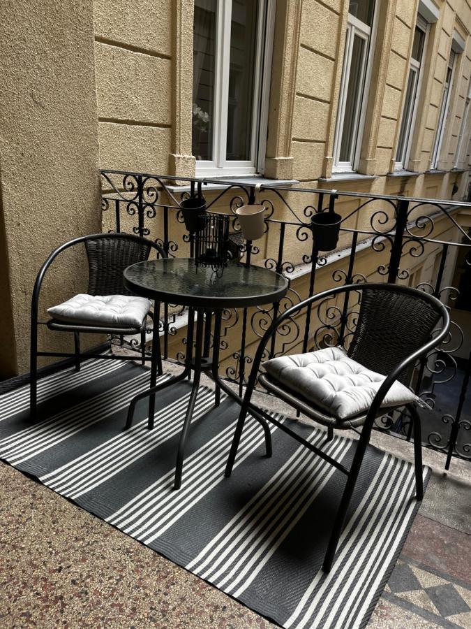 White Luxury Apartment Budapeşte Dış mekan fotoğraf